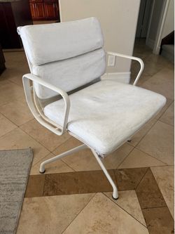 Herman Miller Eames Chair