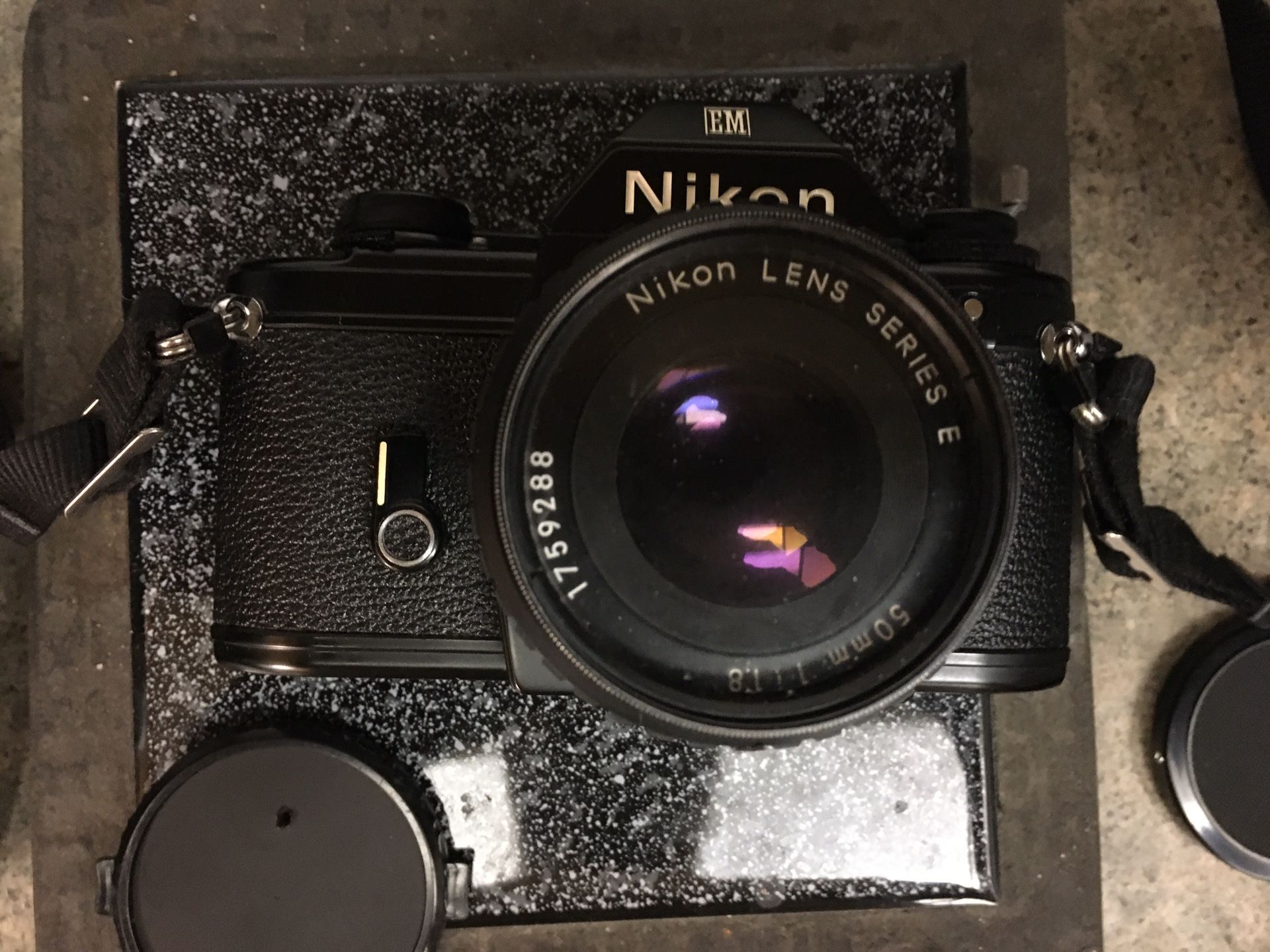 Nikon EM