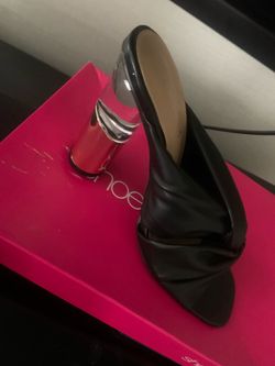 Black dress shoes small heel
