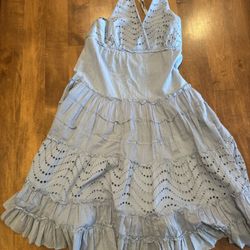 Woman’s BCBG Bobo Dress Shipping Available 