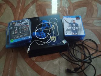 play station 4 with 5 games