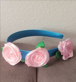 Small headband with 3 roses