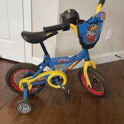 Dynacraft Hot Wheels 12-inch Boys BMX Bike for Child 3-5 Years 