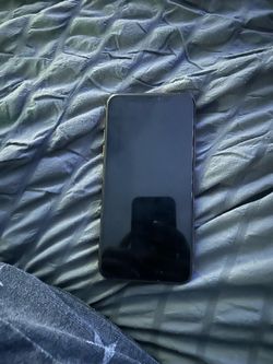 iPhone 11 pro locked