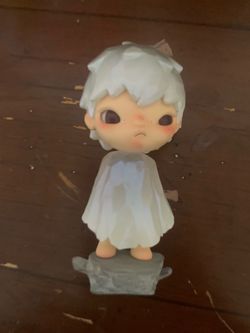 Popmart Hirono “Fading” blind box pull