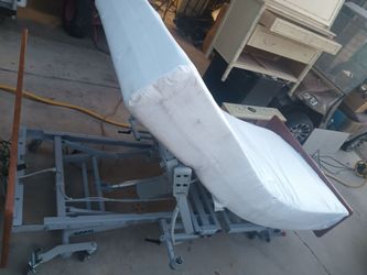 Advantage ready-wide hospital bed