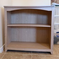 Small Light Oak Bookcase / Display Shelf
