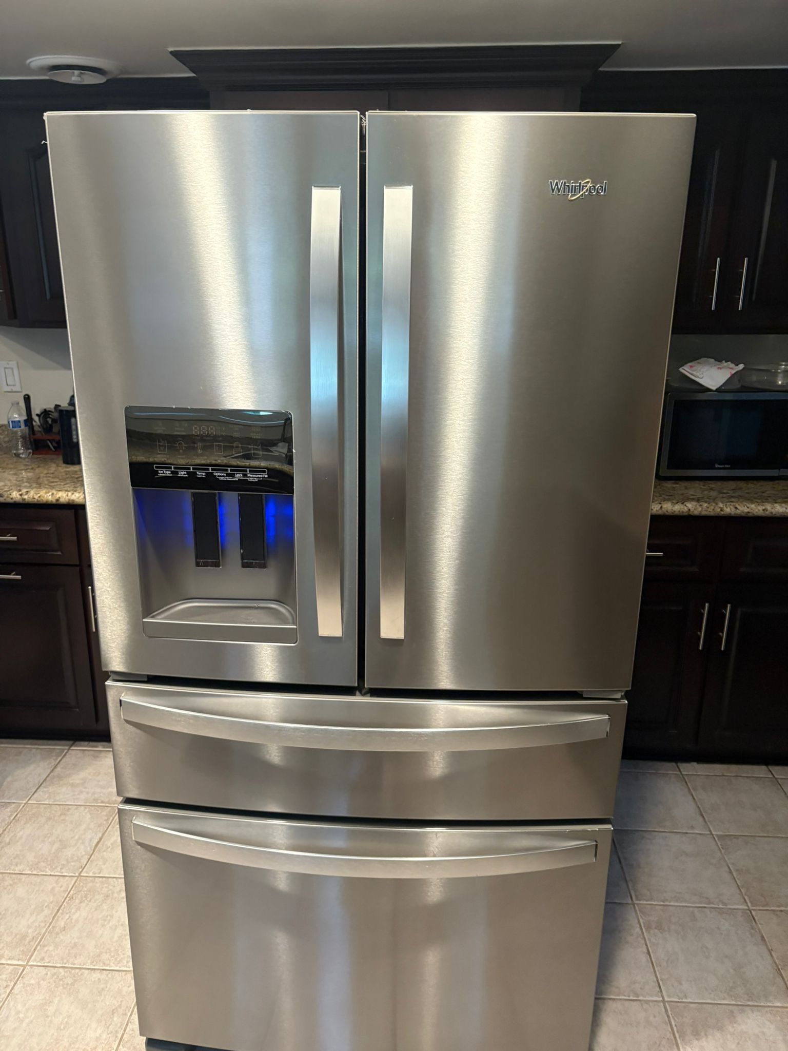 Whirlpool Stainless Steel Fridge – 500 OBO Refrigerador Whirlpool de Acero Inoxidable – 500  o mejor oferta