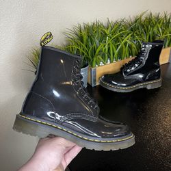 Dr. Martens 1460 W Patent Leather Boots