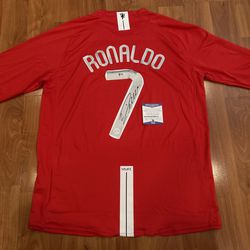 Cristiano Ronaldo Autographed Manchester United Jersey Beckett Witnessed 
