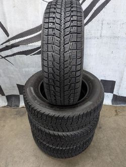 215/65r16 "Near Brand New" Federal Himalaya WS2 studded winter snow tires