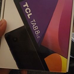 TCL Tab 8 LE  tablet & JBL earphones