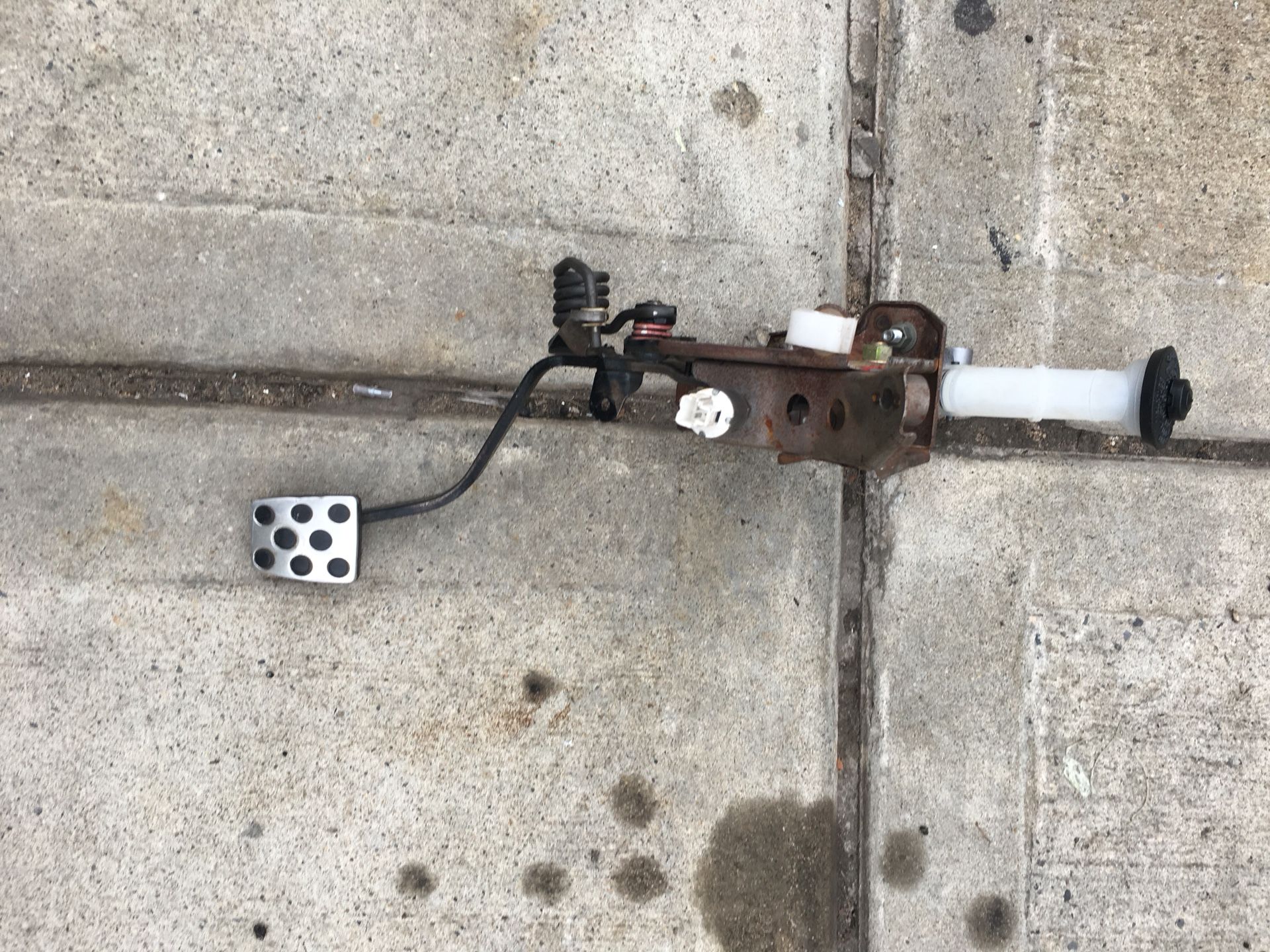 02 Lexus IS300 manual clutch pedal for Sale in Queens, NY OfferUp