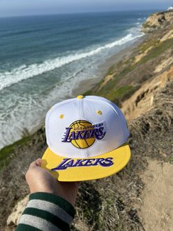 Los Angeles Lakers Fitted Hat