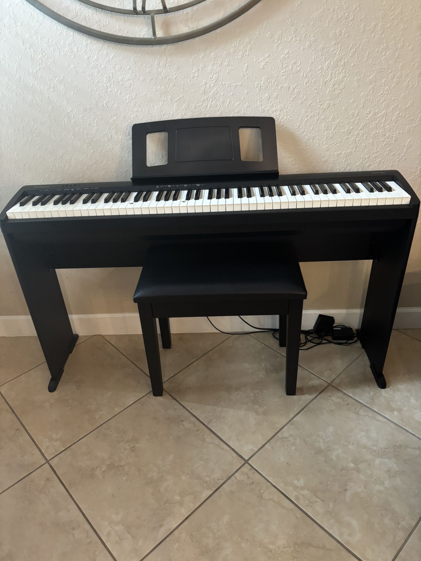 Roland FP-10 Digital Piano With Stand And Bench