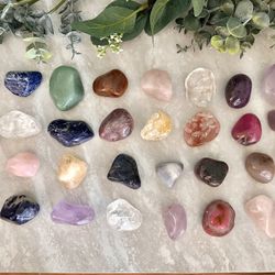 Natural Tumbled Gemstones - Bulk 31 Stones - Rose Quartz, Amethyst, Citrine, Agate, Sodalite, Aventurine