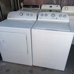 Whirlpool Washer And Gas Dryer 