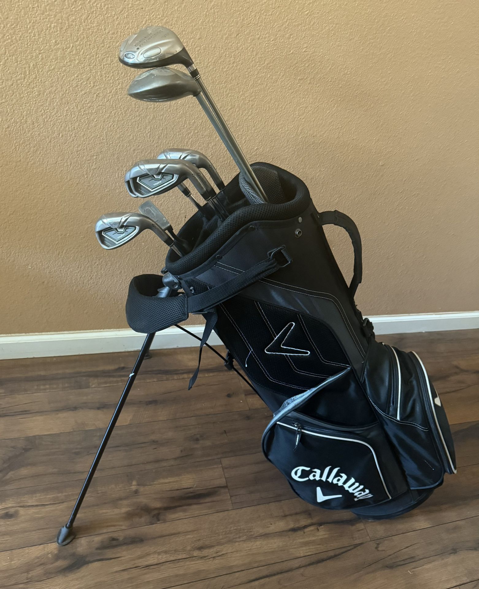 Golf Club Set w/TaylorMade RBZ Rocketballz Irons