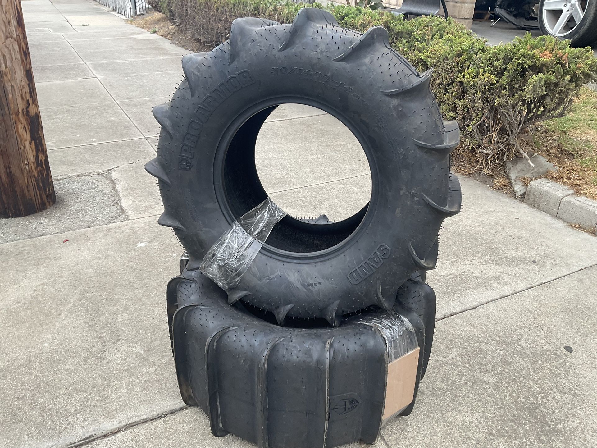 Can-am,Polaris,Yamaha Pro Armor Paddle Tires Rear