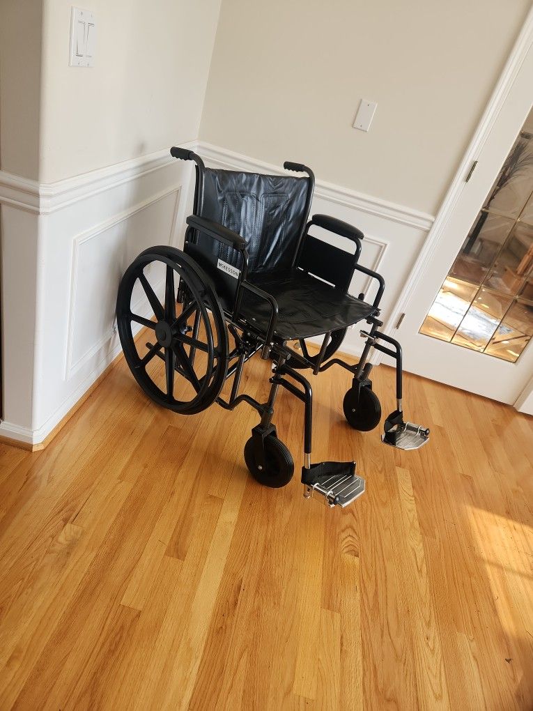 Folding Bariatric 24" Wide Seat Holds 450 Pounds W/ Footrests