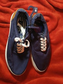 New Chaps Tennis Shoe