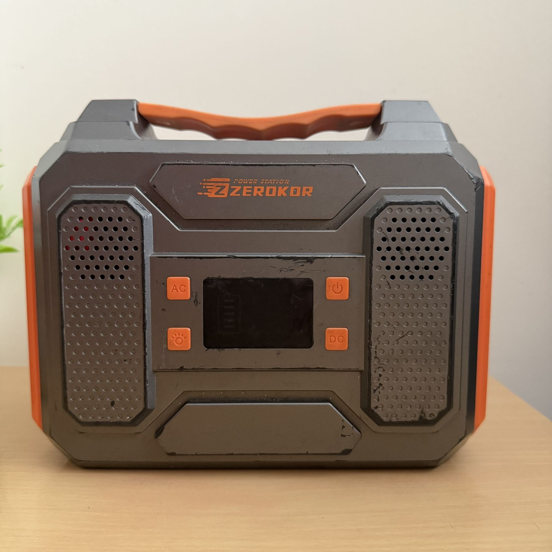 Zerokor Portable power station