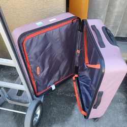 4 Wheeled Suitcase.