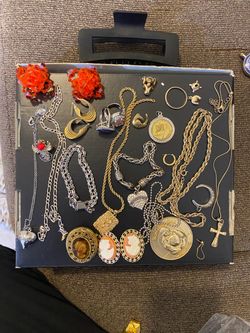Vintage  jewelry