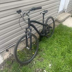 Fuji Mountain Bike | 26” Wheels | Solid Ride, Good Tires