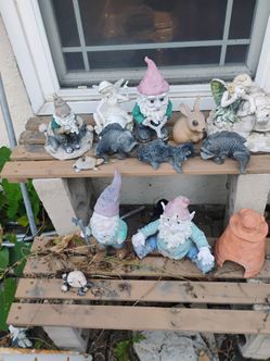 Yard Gnomes and statues small lot