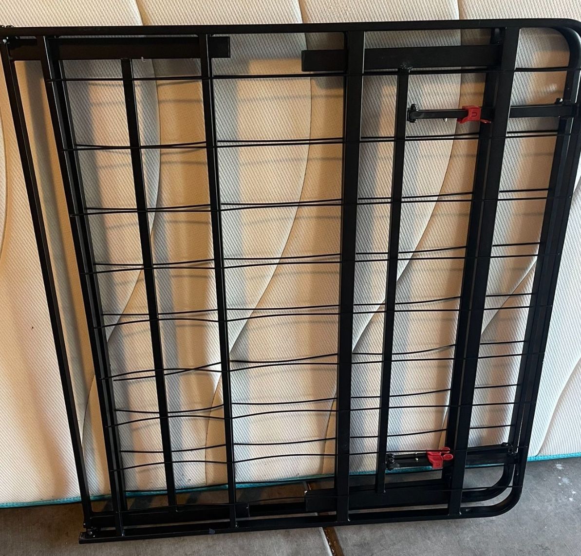 Twin metal Bed frame