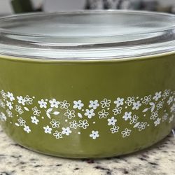 Vintage Pyrex Spring Blossom/Crazy Daisy Cinderella Bowl 
