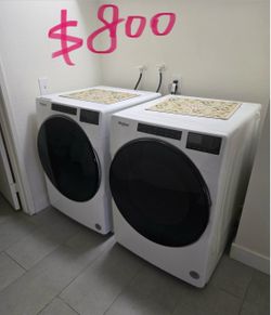 Whirlpool Washer & Dryer Set – Excellent Condition