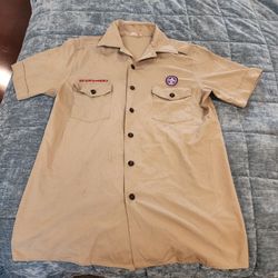 VINTAGE Men’s Boy Scouts of America Uniform Shirt Size Medium Khaki Short Sleeve