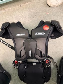 Battle Defender Youth Large Football Shoulder Pads