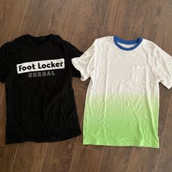 2x Kids T Shirts - size L 