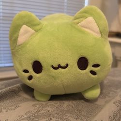 Cutesy green kitty cat plushie