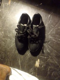 Black Low-Top Lace-Up Sneakers
