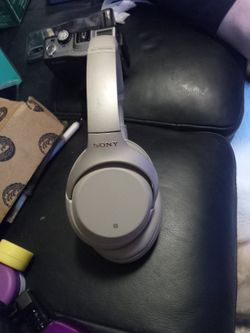 Sony WH1000XM3 Wireless Noise Cancelling Headphones