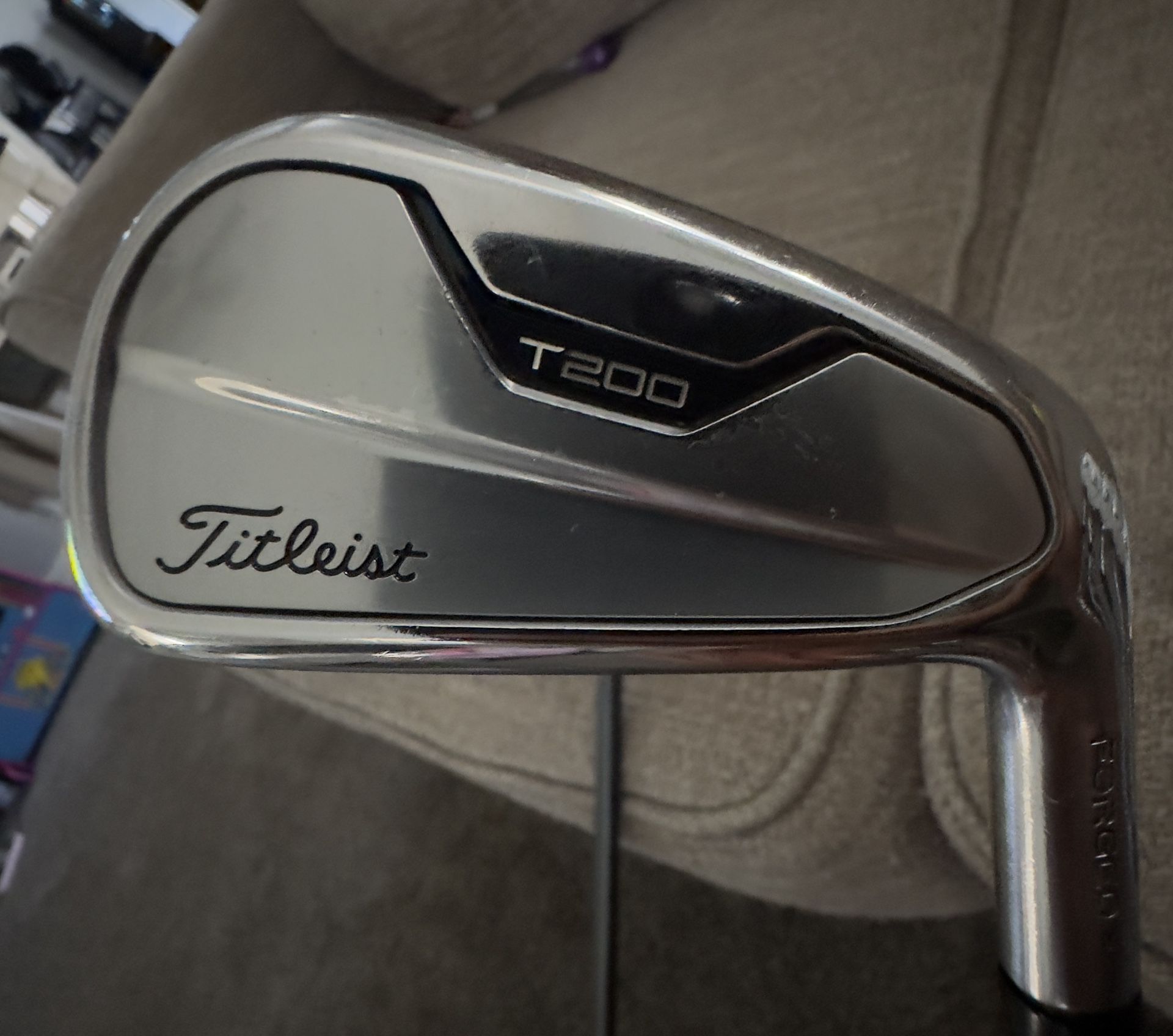 Fers Titleist T200 2021 – 4-PW + GW – Têtes Seulement – Droitier – Bon état