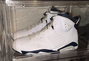 Air Jordan 6 White Midnight Navy Sneakers
