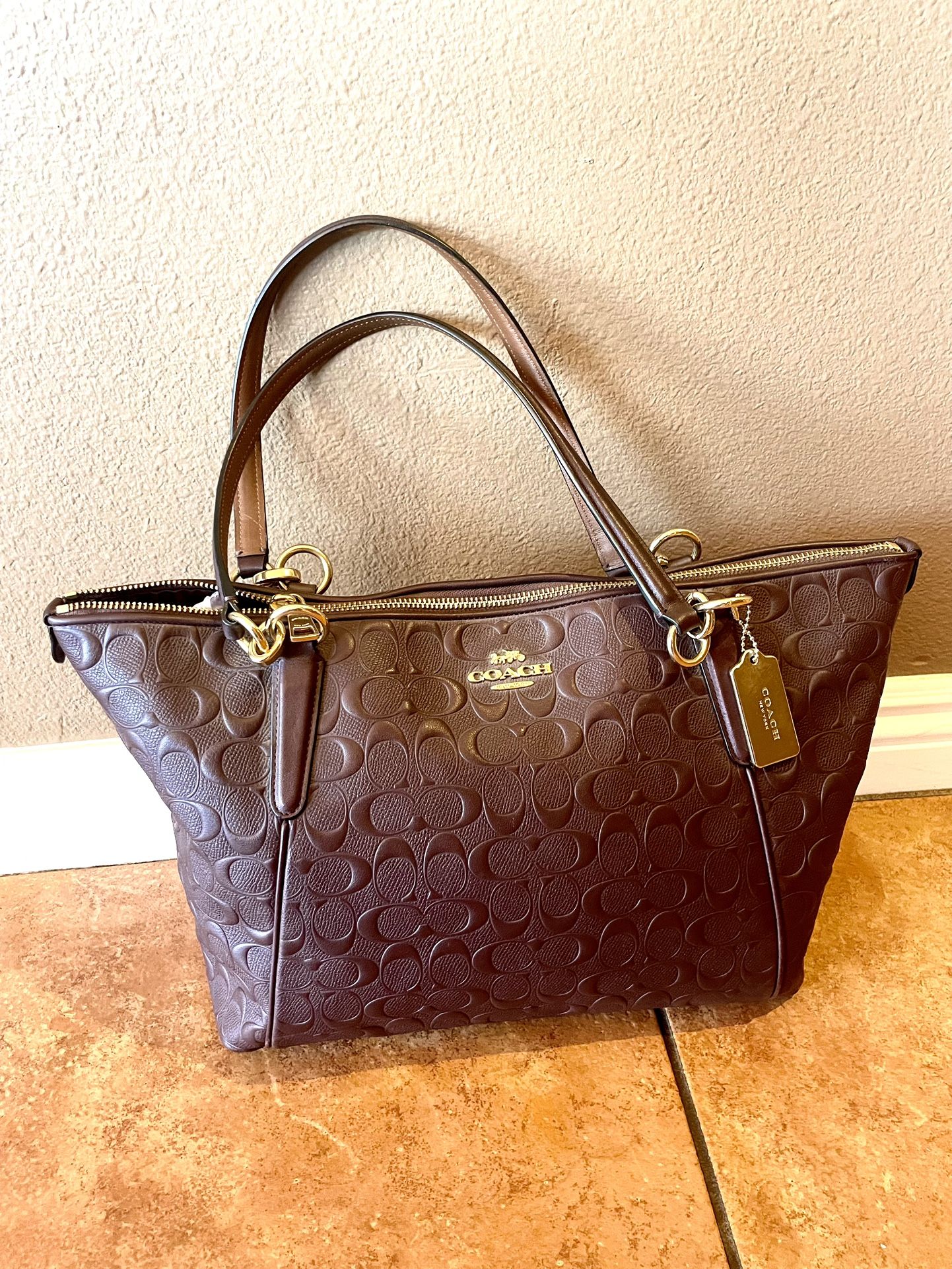 Coach ava tote in signature deals leather