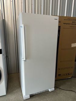 Danby Designer Upright Freezer