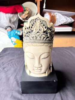 Quan Yin bust head