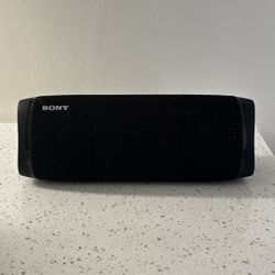 Sony XB33 Extra Bass Speaker – Loud, Clear Sound