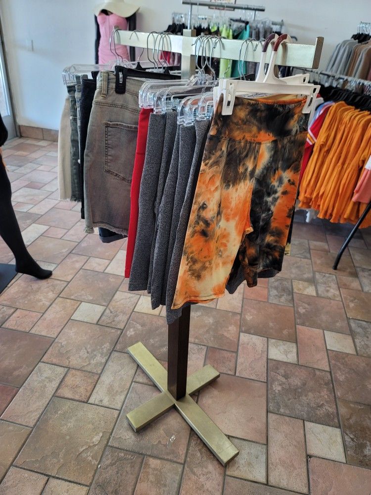 Clothing Racks for Sale in Ontario, CA OfferUp