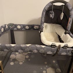 Pack And Play With Infant Carrier And Changing Table