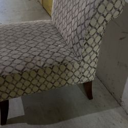 Armless Access Chair 