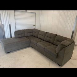 Comfy Gray Sectional Couch
