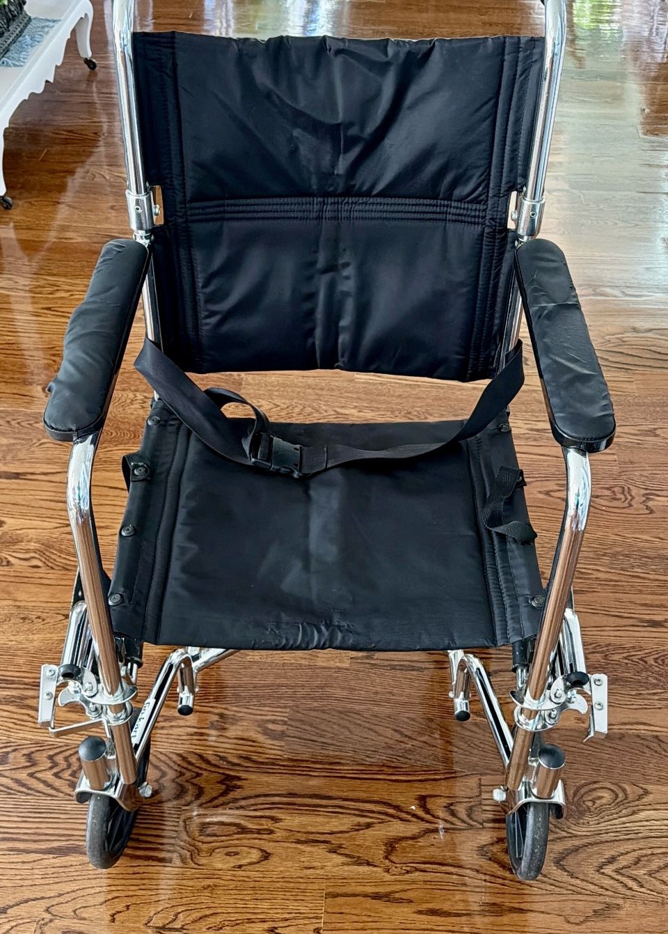 Drive Go-Kart Light Weight Steel Foldable-Transport Chair with Swing Away Metal Footrest-used